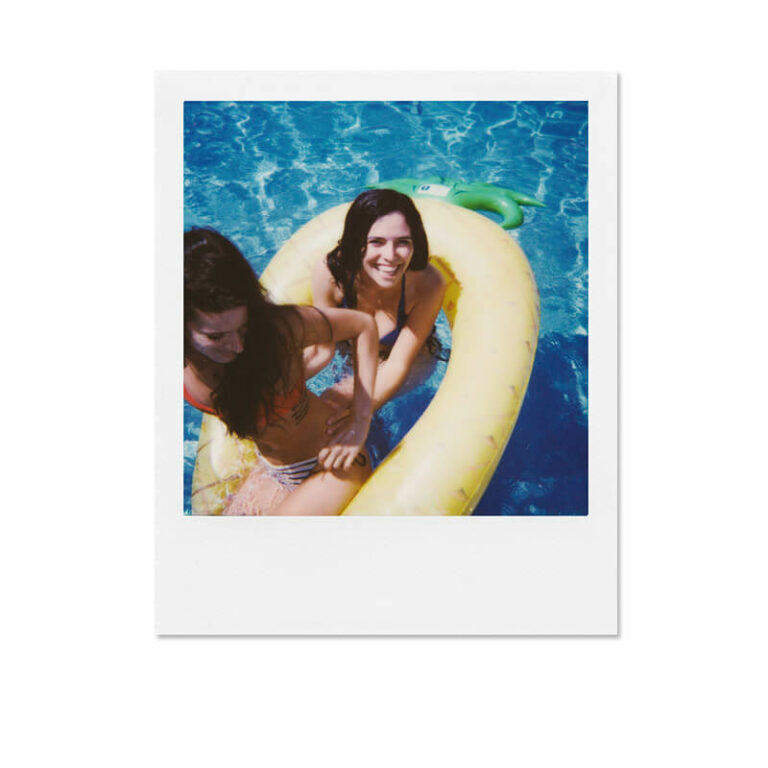 Polaroid_Originals_Color_Film_600_b