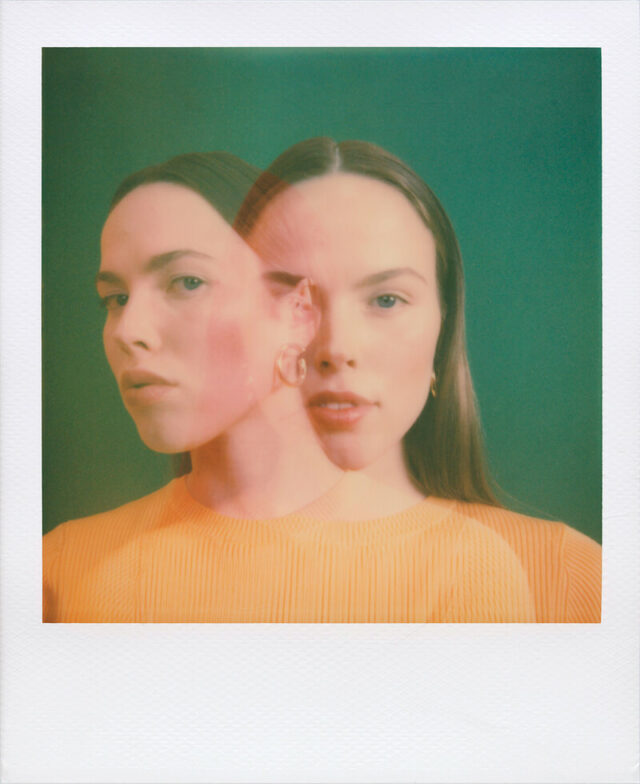 Polaroid_Originals_Polaroid_OneStep-2_plus