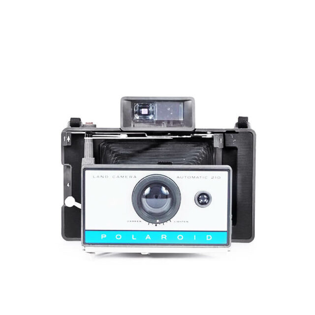 Polaroid_LandCamera_210